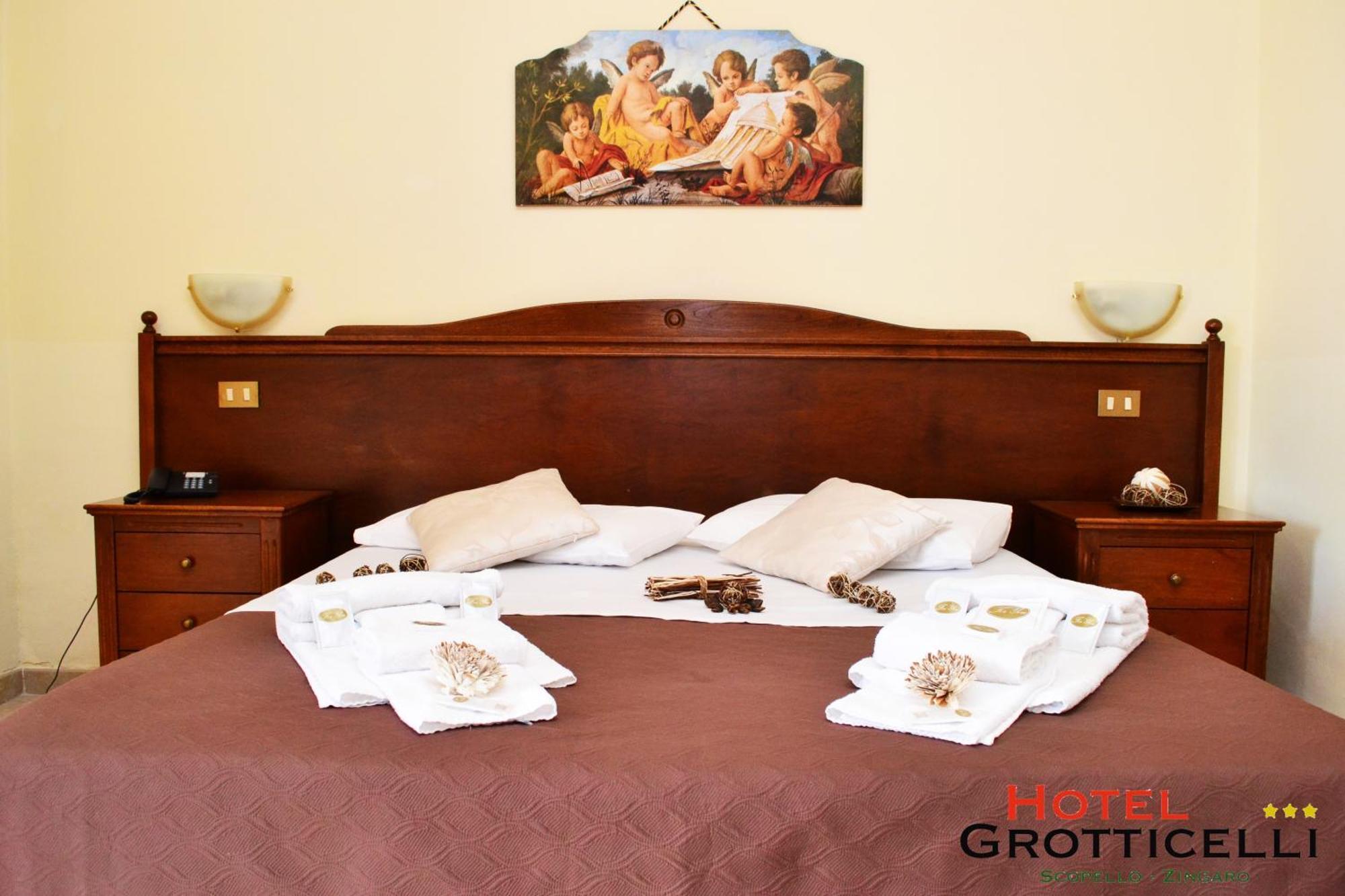 Hotel Grotticelli Скопелло Номер фото